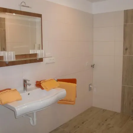 Apartament Real *